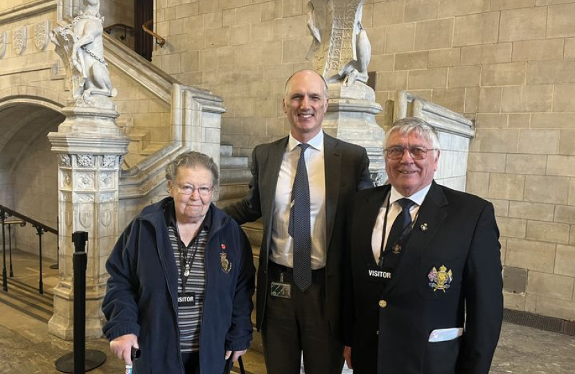 Leo with Barbara Bright and Dudley Howard in Westminster Hall, Parliament.